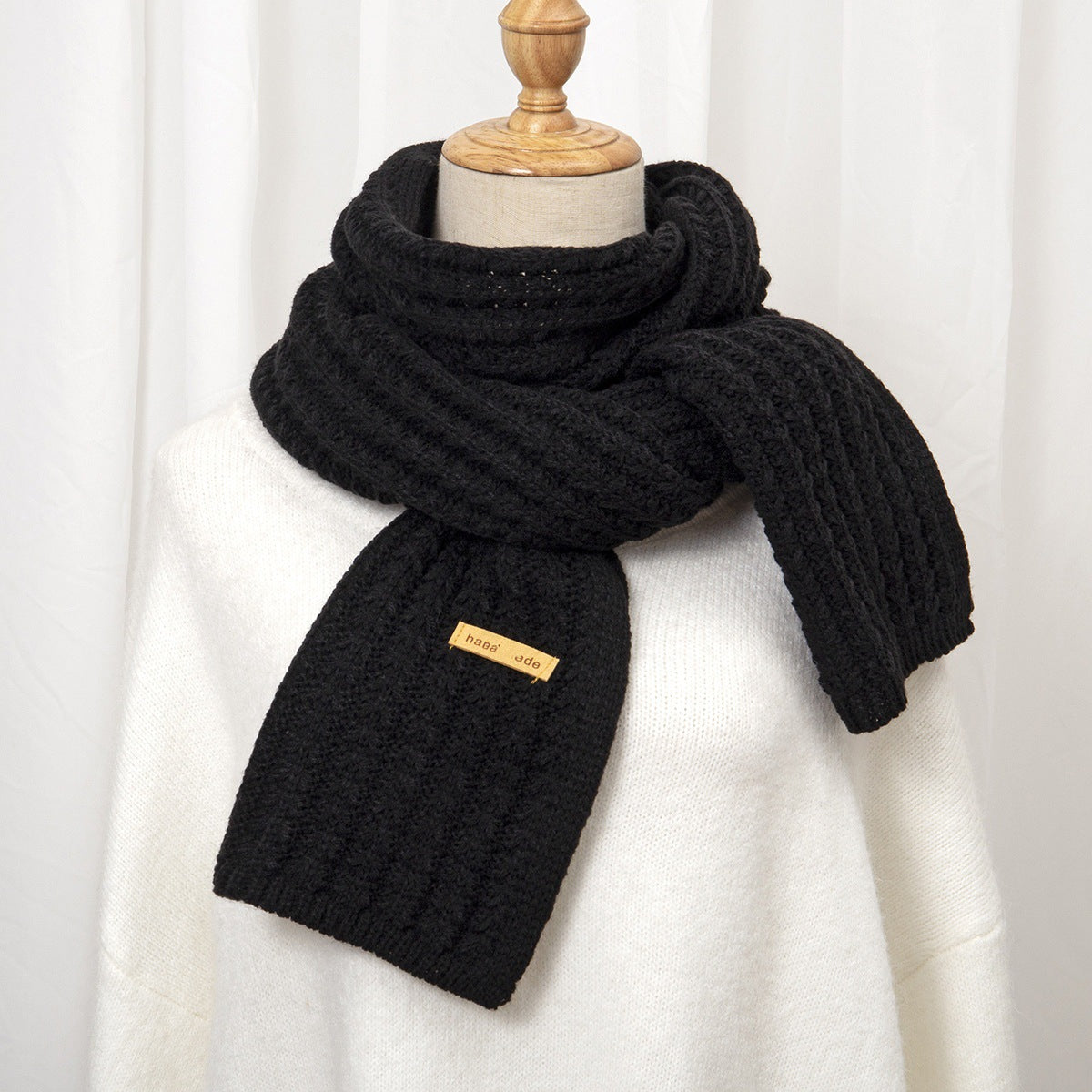 Women's Fashion Versatile Knitted Scarf